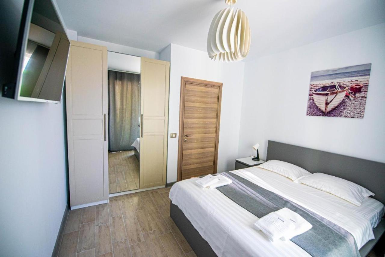 Apartament Katrina - Alezzi Beach - Sea View Năvodari Esterno foto