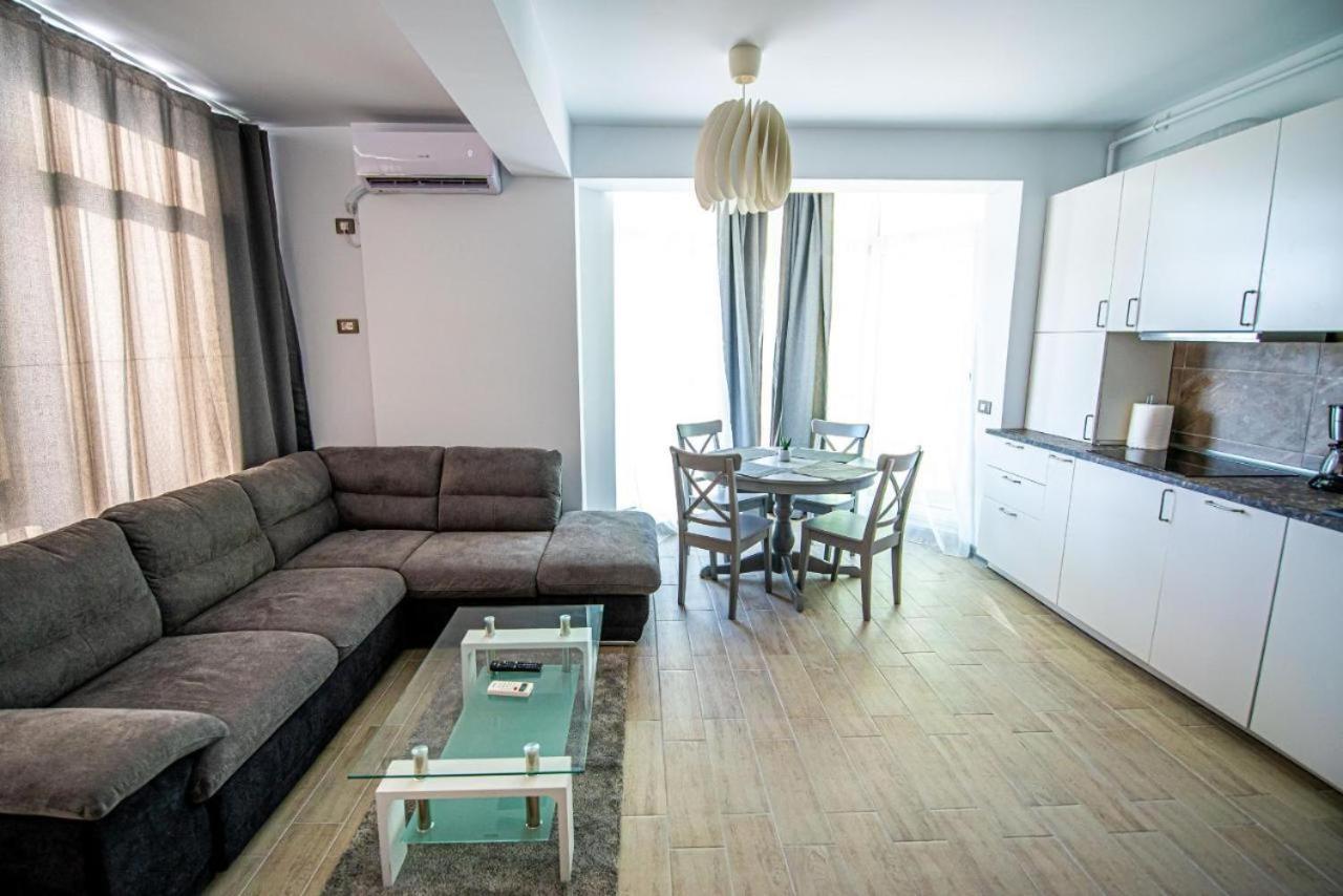 Apartament Katrina - Alezzi Beach - Sea View Năvodari Esterno foto